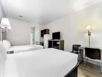 Suburban Studios Chattanooga Northeast - Ooltewah - 34