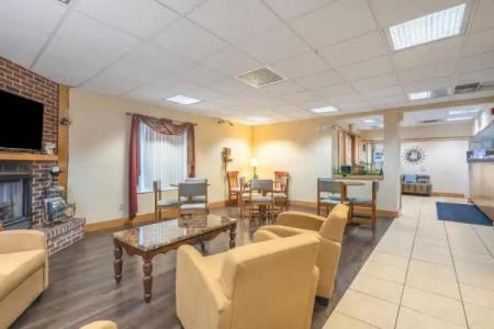 Suburban Studios Chattanooga Northeast - Ooltewah - 12