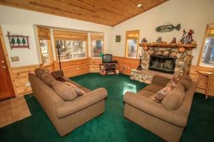 Sugar Pine #1182, Big Bear City