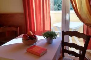 Aparthotel Lekavski, Nin