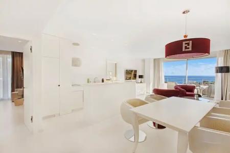 Portals Hills Boutique - 82