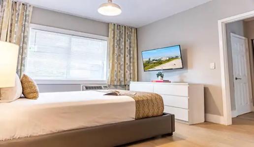 Beachside All Suites - 28