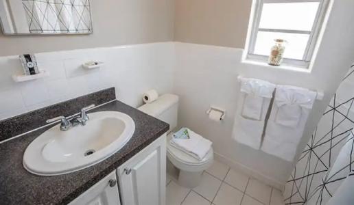 Beachside All Suites - 47