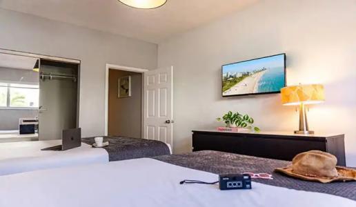 Beachside All Suites - 22