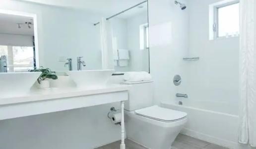 Beachside All Suites - 41