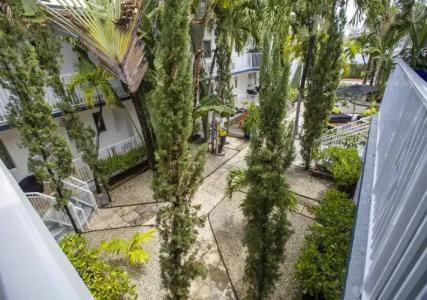 Beachside All Suites - 13