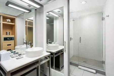 The Gates South Beach - 12