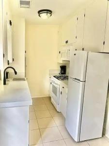 Vista Grande Resort - A Gay Men's Resort - 85