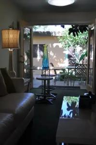 Vista Grande Resort - A Gay Men's Resort - 33
