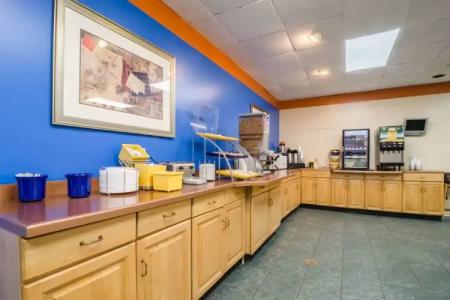 OYO Greensboro East I 40 - 20