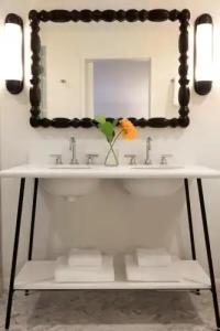 Winslow's Bungalows - Key West Historic Inns - 8