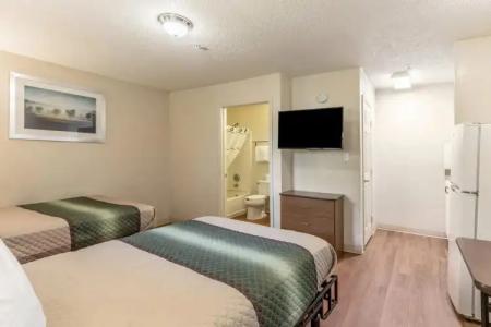 HomeTowne Studios Orlando-Cassleberry - 14