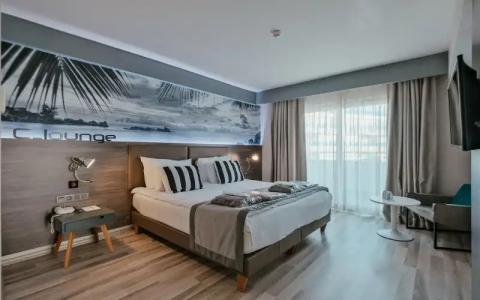 Sunprime C-Lounge - Adults Only - 76