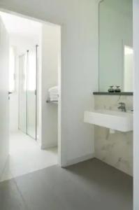 Filario & Residences - 252