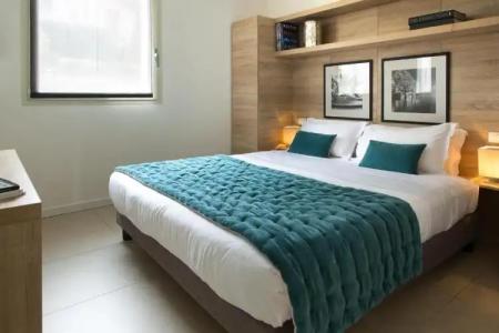 Filario & Residences - 330