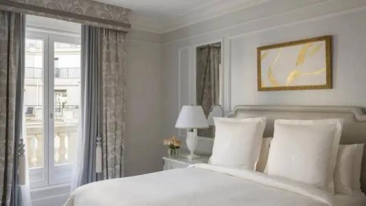 Four Seasons George V - 35