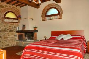Farm Stay «Agriturismo La Marginella», Pescia