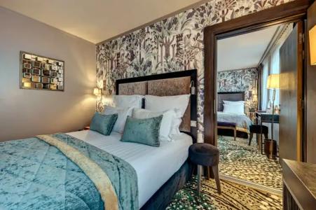 The One Alma Paris - 2