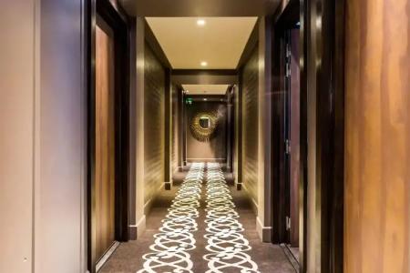 The One Alma Paris - 15