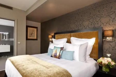 The One Alma Paris - 39