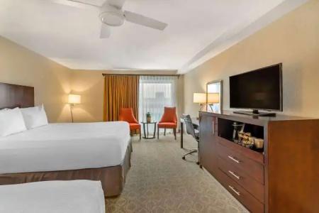 Best Western Plus Monterey Inn - 37