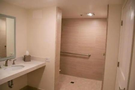 Best Western Plus Monterey Inn - 45