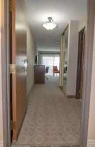 Best Western Plus Monterey Inn - 16