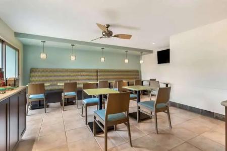 Best Western Plus Monterey Inn - 26