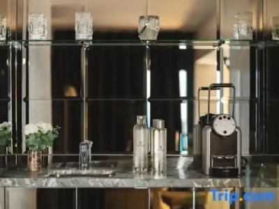 Le Rayz Vendome - 127