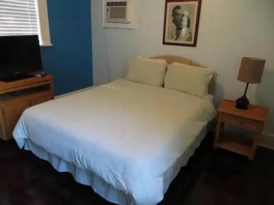 Best Western Hibiscus Motel - 2