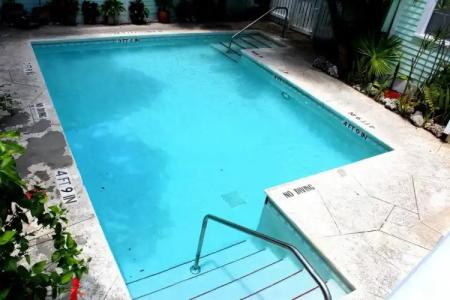 Best Western Hibiscus Motel - 8