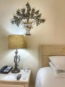 Best Western Hibiscus Motel - 25