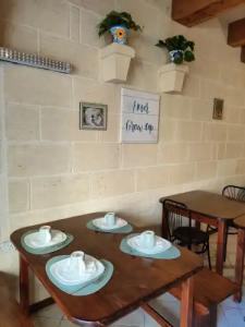 Grotto's Paradise B&B - 25