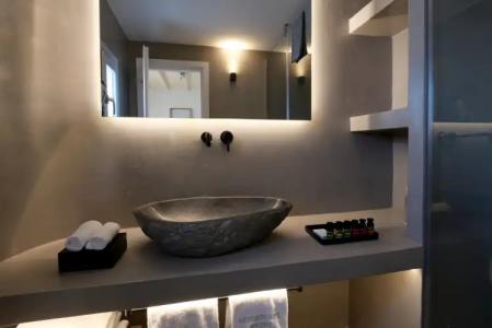 Andronikos - Adults Only - 7