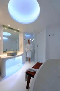 Andronikos - Adults Only - 26