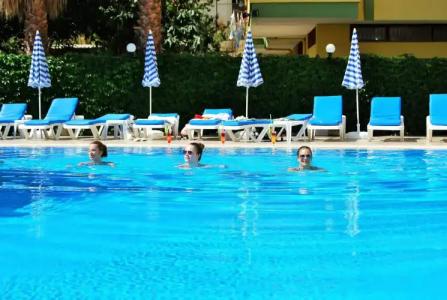 Select Suite & Apart - 41