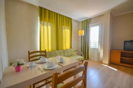 Select Suite & Apart - 5