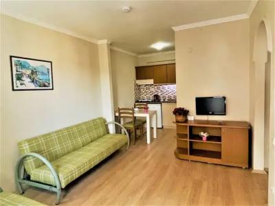 Select Suite & Apart - 73