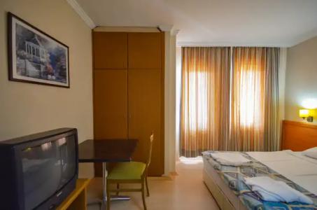 Select Suite & Apart - 3