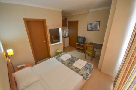 Select Suite & Apart - 2