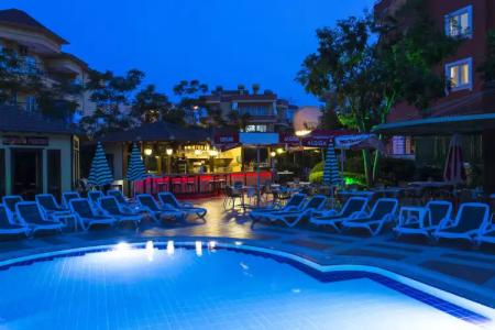 Villa Moonflower Aparts & Suites - 8