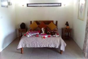 Mirella Villa Holiday Apartment, Praslin Island