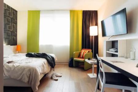 Harry's Home & Apartments - 51