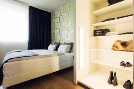 Harry's Home & Apartments - 69