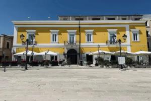 Palazzo Bonomi, Bisceglie