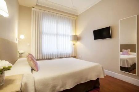 Hi Valencia Boutique - 28