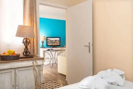 Le Suffren Hôtel - 87