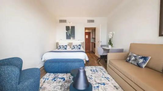 Le Suffren Hôtel - 145