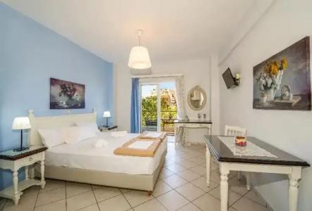 Stamatakis Boutique Studios - 165