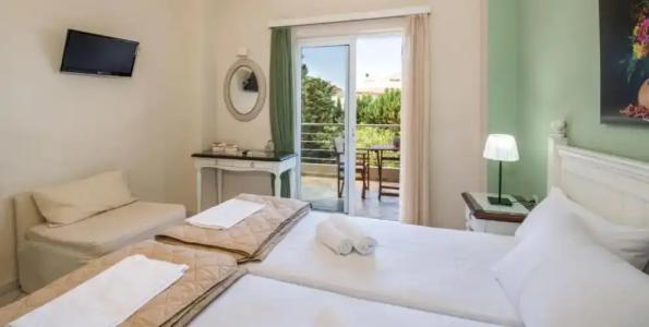 Stamatakis Boutique Studios - 154